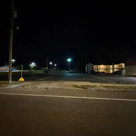 Economy Inn